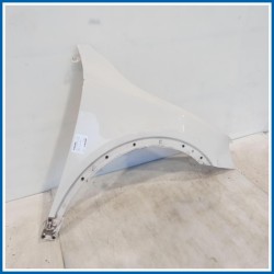 Parafango . | dx. | ant. AUDI Q3 8UG