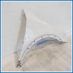 Parafango . | dx. | ant. AUDI Q3 8UG