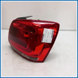 Fanale . | dx. | post. VOLKSWAGEN Polo VI