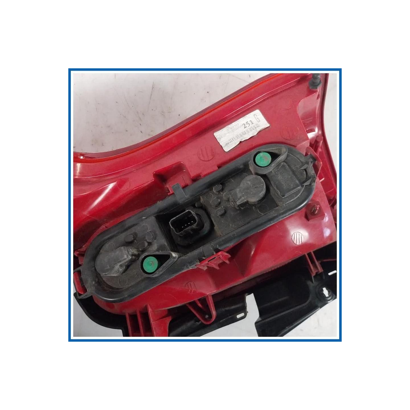 Fanale FANALE POSTERIO | sx. | post. PEUGEOT 5008 I