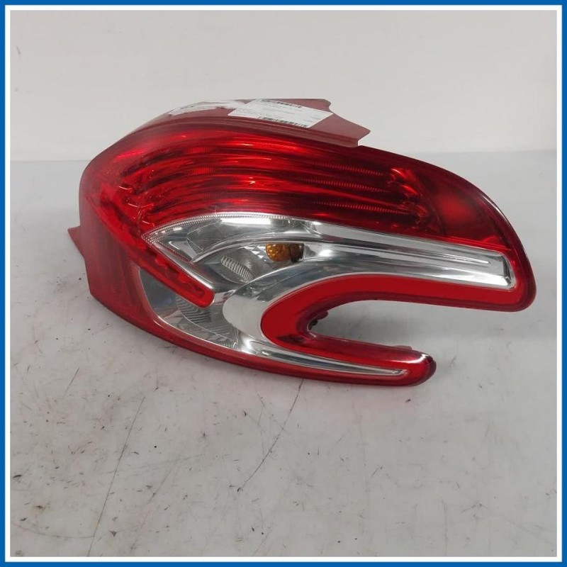 Fanale FANALE POSTERIO | dx. | post. PEUGEOT 208 I