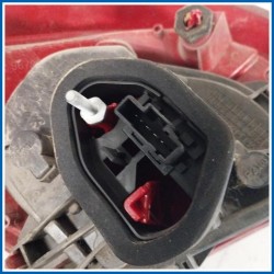 Fanale FANALE POSTERIO | dx. | post. PEUGEOT 208 I