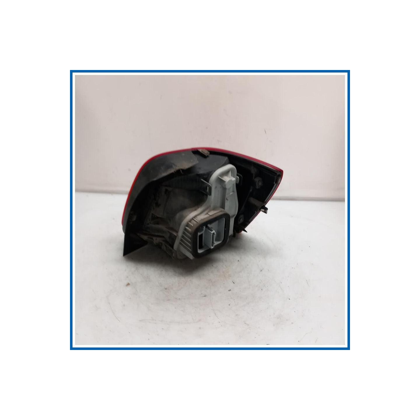 Fanale . | sx. | post. VOLKSWAGEN Polo VI