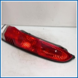 Fanale Faro post.dx j100 | dx. | post. DAIHATSU Terios I