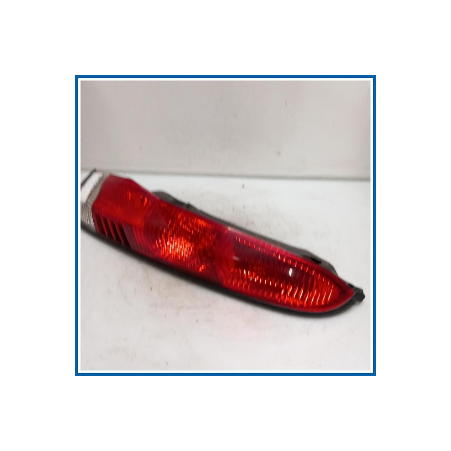 Fanale Faro post.dx j100 | dx. | post. DAIHATSU Terios I