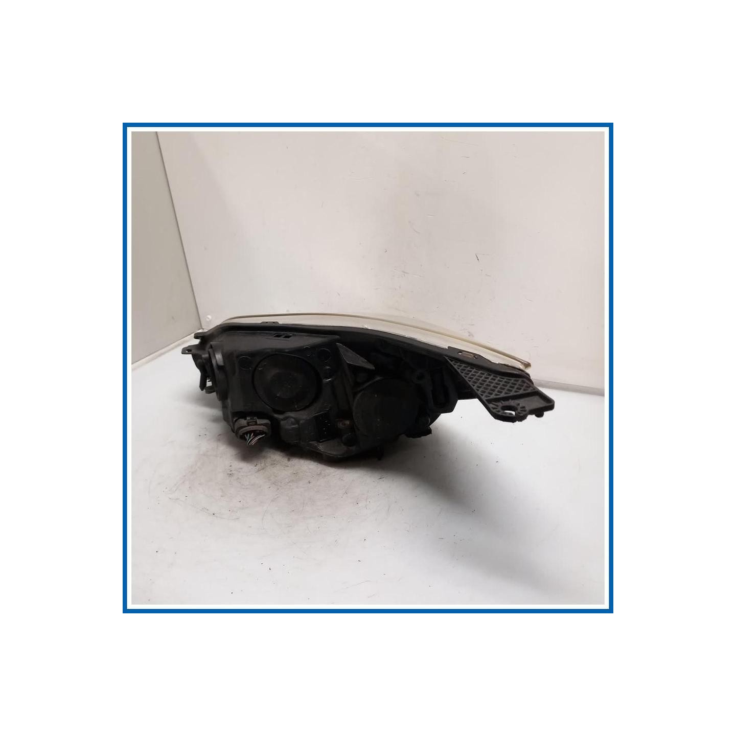 Proiettore HEADLAMP ASSY | dx. | ant. FORD Focus IV
