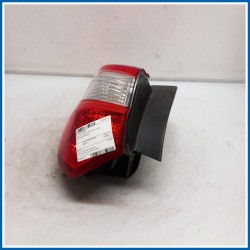 Fanale est. FANALE POST.SX | sx. | post. TOYOTA Yaris IV