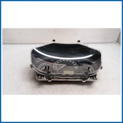 Quadro strumenti . TOYOTA Yaris IV