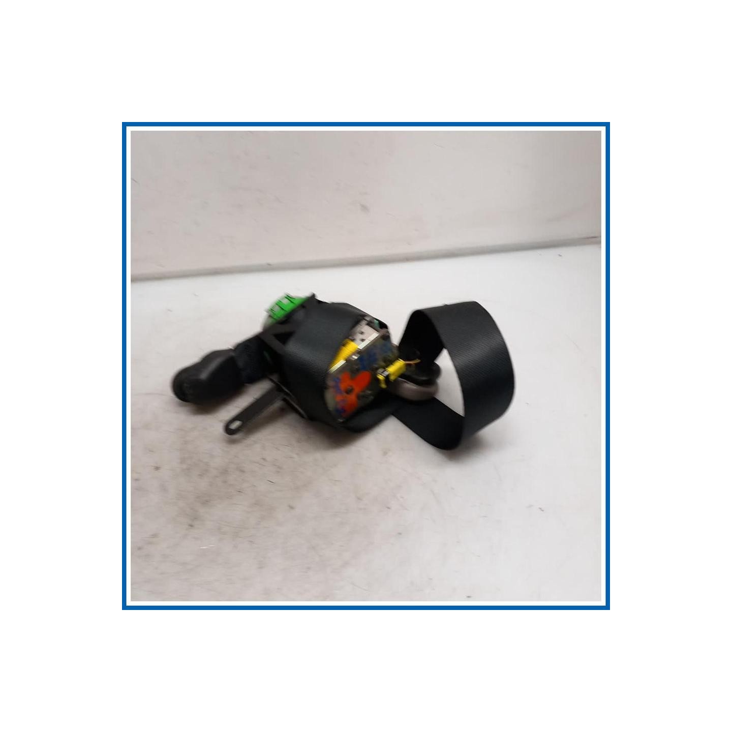 Cintura di sicurezza sedile . | dx. | ant. TOYOTA Yaris (France ) III