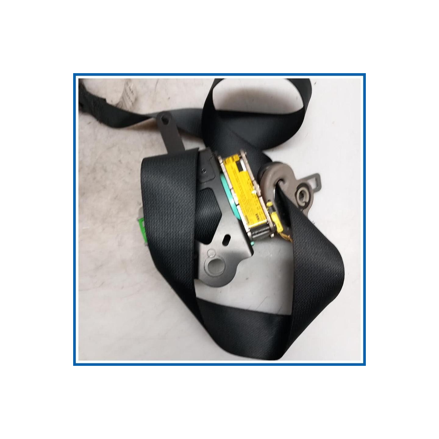 Cintura di sicurezza sedile . | dx. | ant. TOYOTA Yaris (France ) III