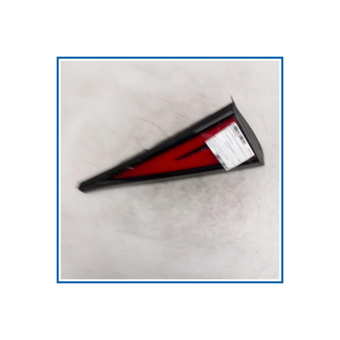 Fanale int. LAMP ASSY-REAR COMB INSIDE,RH | dx. | post. KIA Sportage V