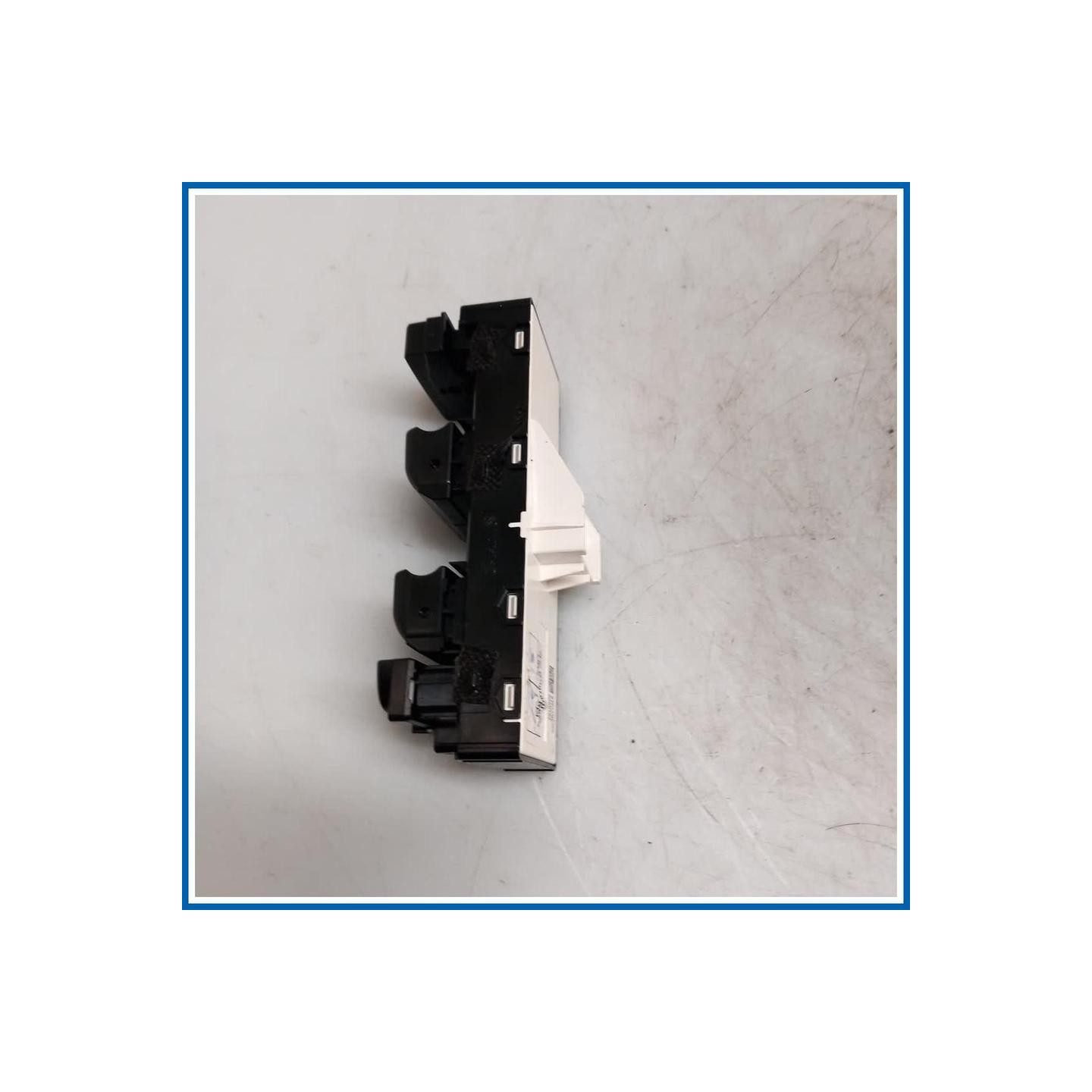 Interruttore alzacristalli UNIT ASSY-POWER WINDOW MAIN | sx. | ant. KIA Sportage V