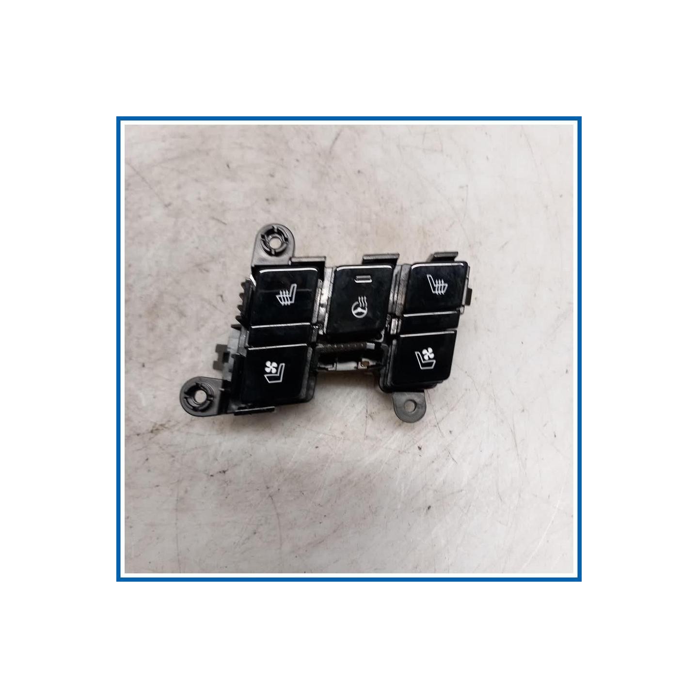 SWITCH ASSY-DRV'S SEAT WARMER KIA Sportage V