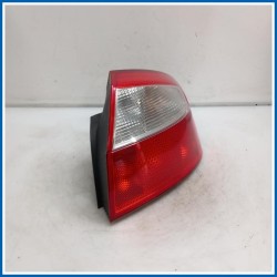 Fanale . | dx. | post. AUDI A4 8E2