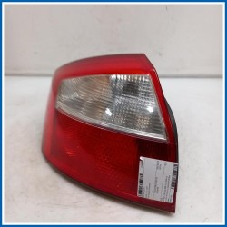 Fanale . | sx. | post. AUDI A4 8E2