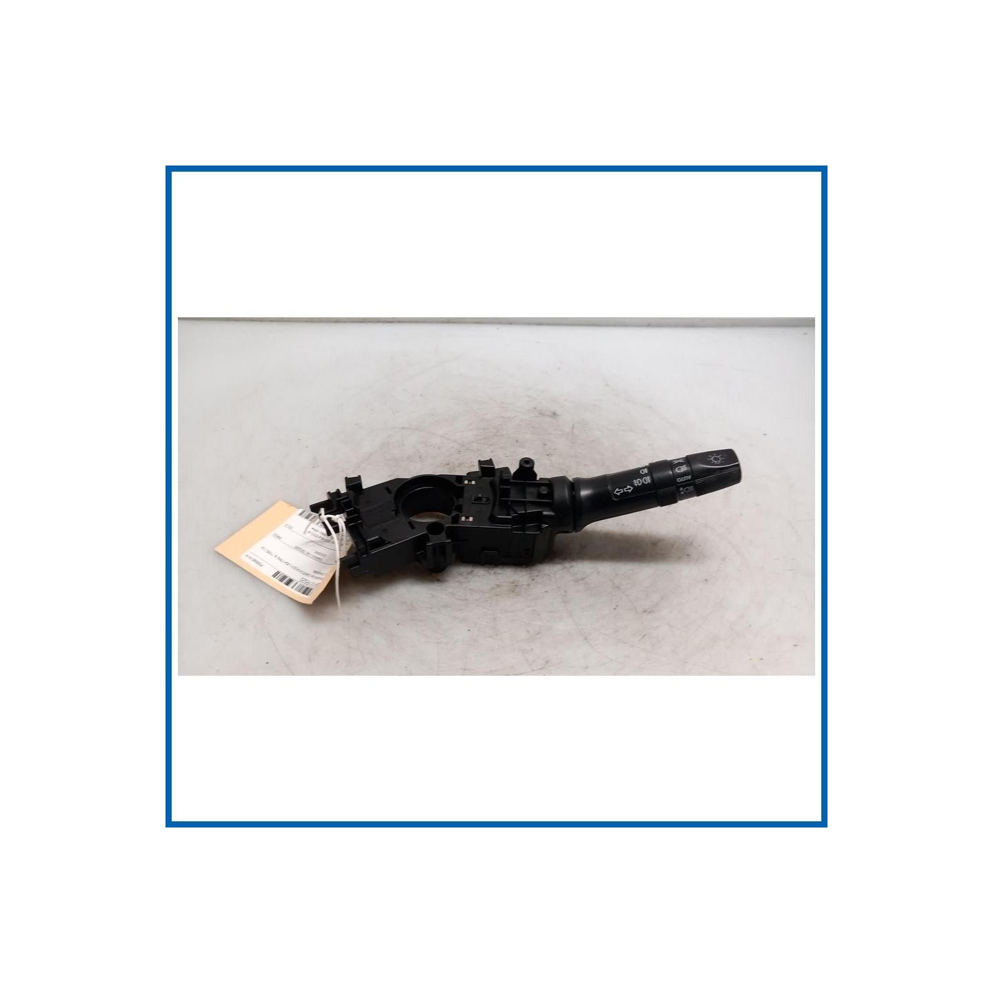 Devioguida luci SWITCH ASSY-LIGHTING & T/SIG | sx. KIA Picanto III