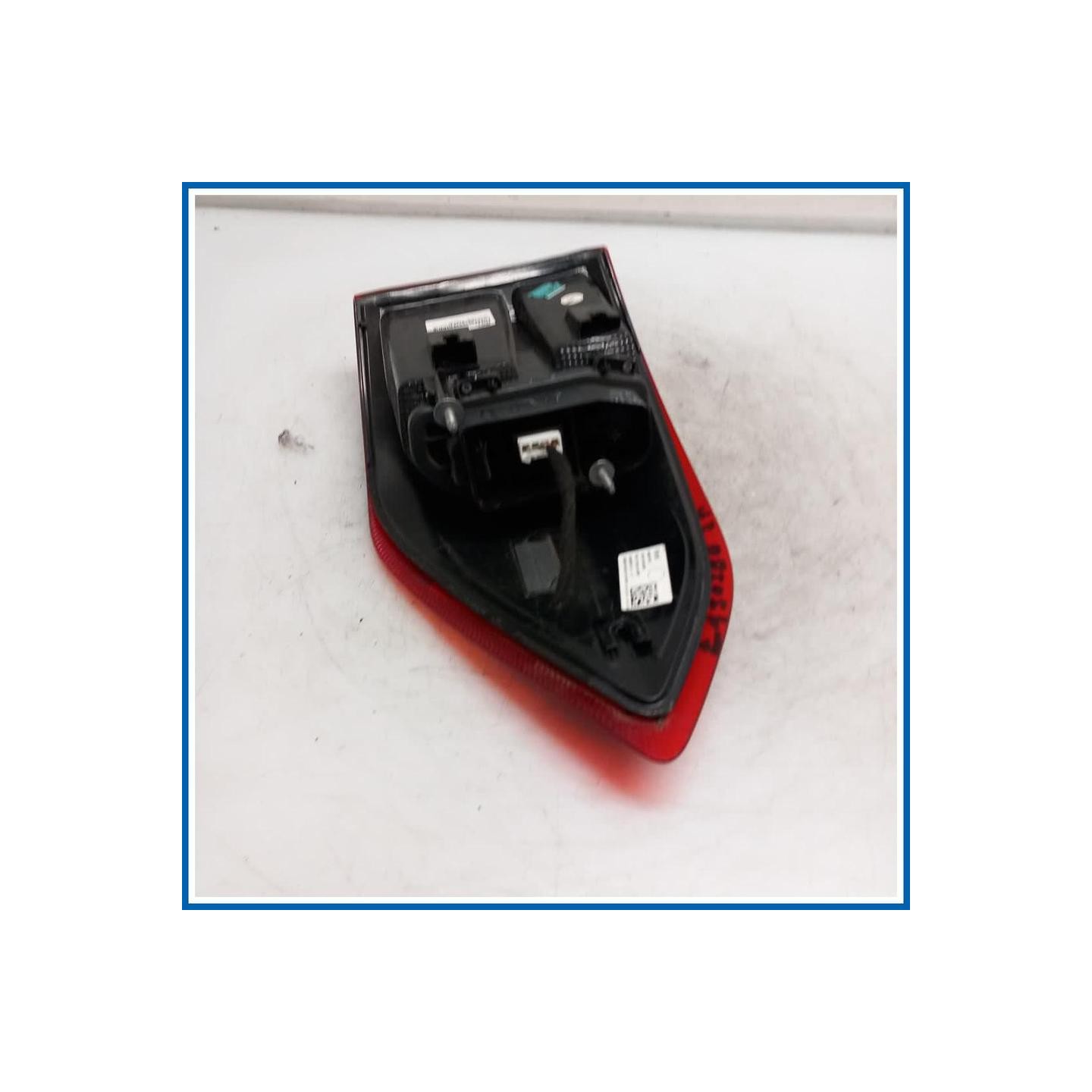 Fanale est. LAMP ASSY | sx. | post. FORD Ecosport