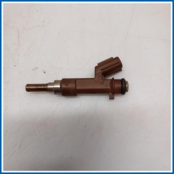 Iniettore TOYOTA Yaris IV