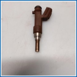 Iniettore TOYOTA Yaris IV
