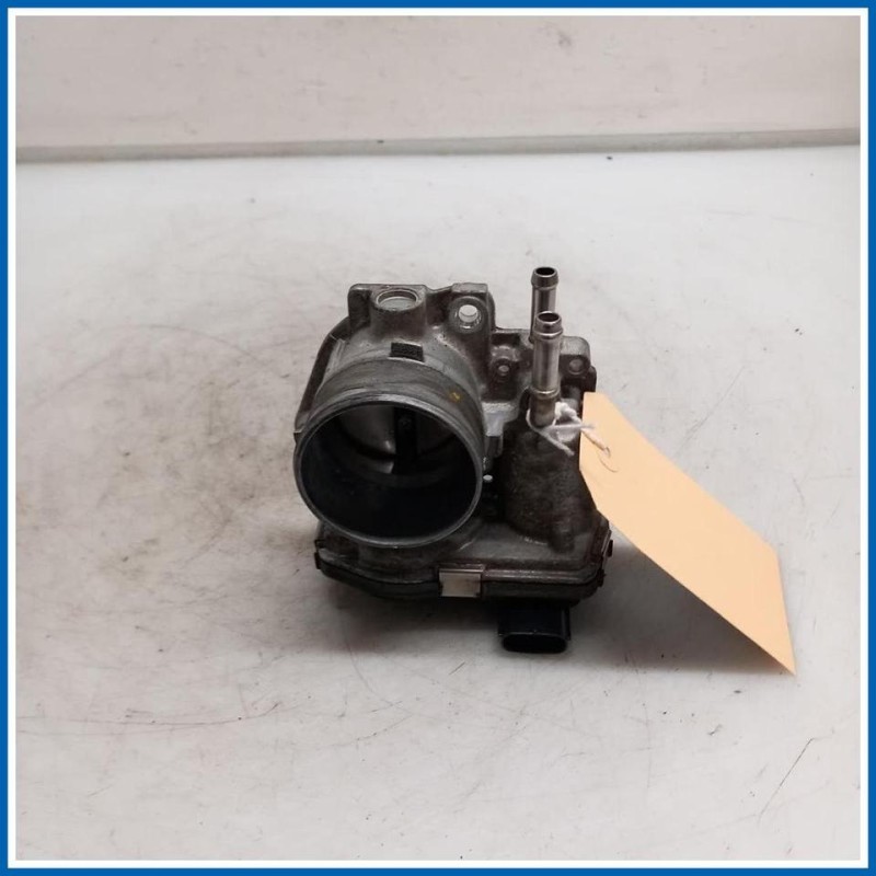 Corpo farfallato TOYOTA Yaris IV