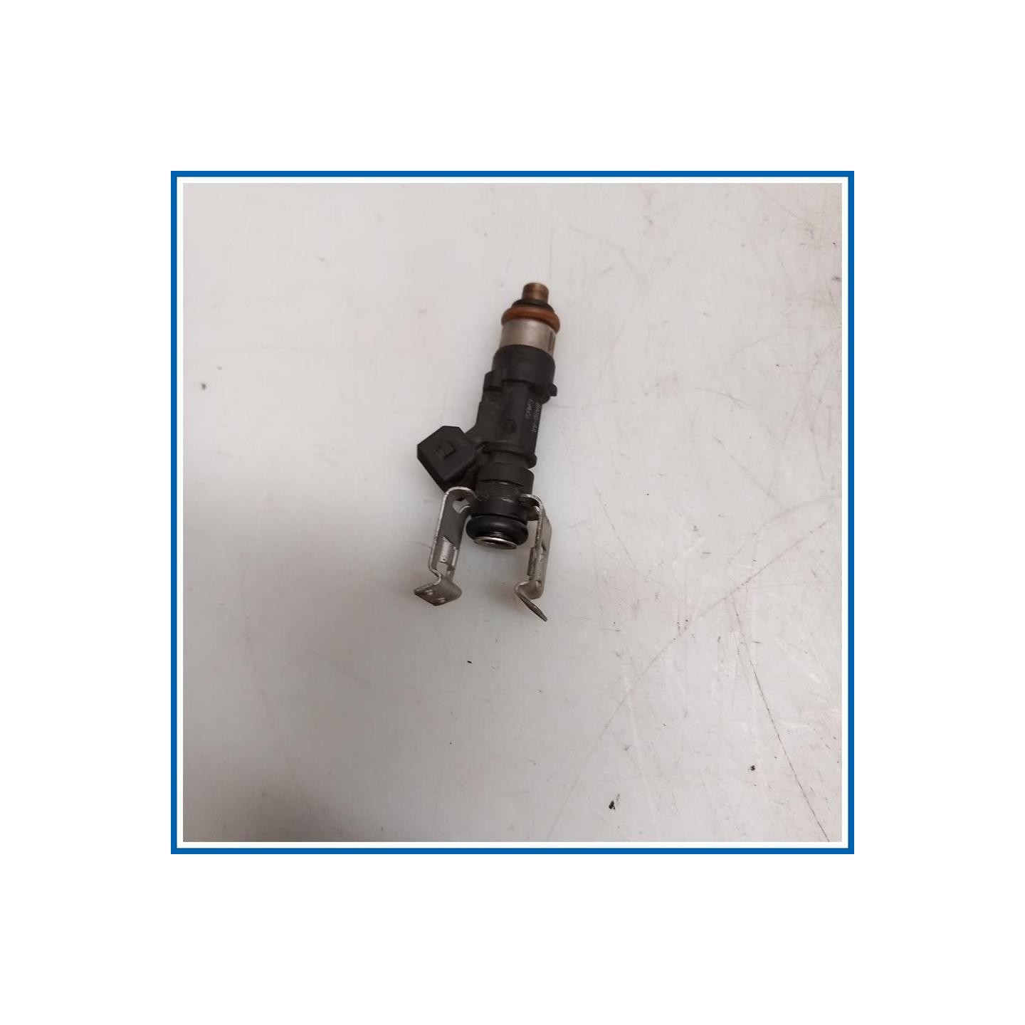 Iniettore INJECTOR ASSY FORD Fiesta VI