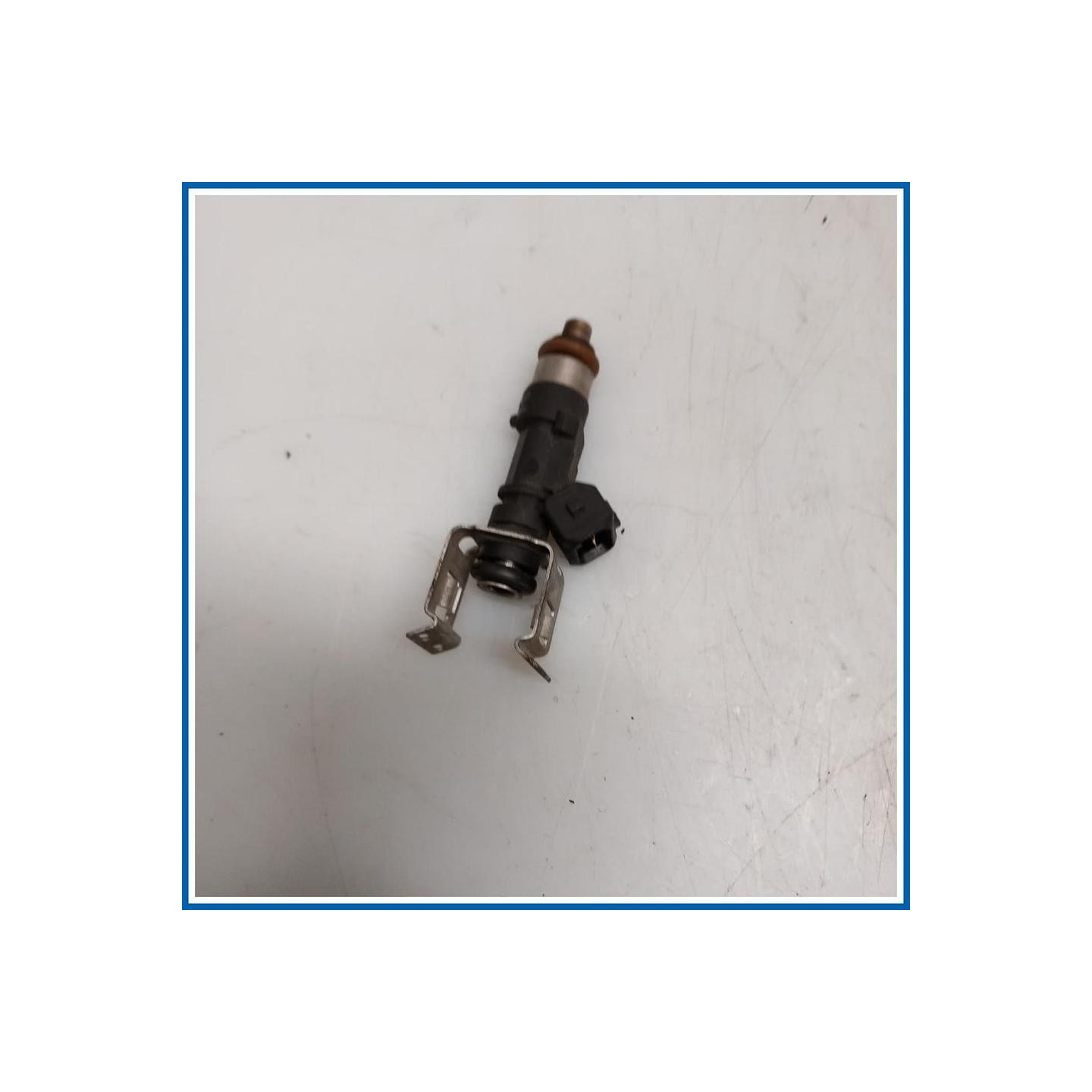 Iniettore INJECTOR ASSY FORD Fiesta VI