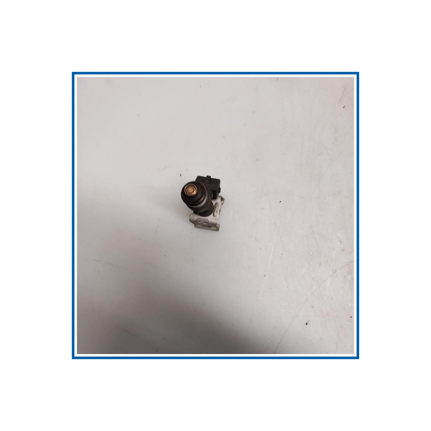Iniettore INJECTOR ASSY FORD Fiesta VI