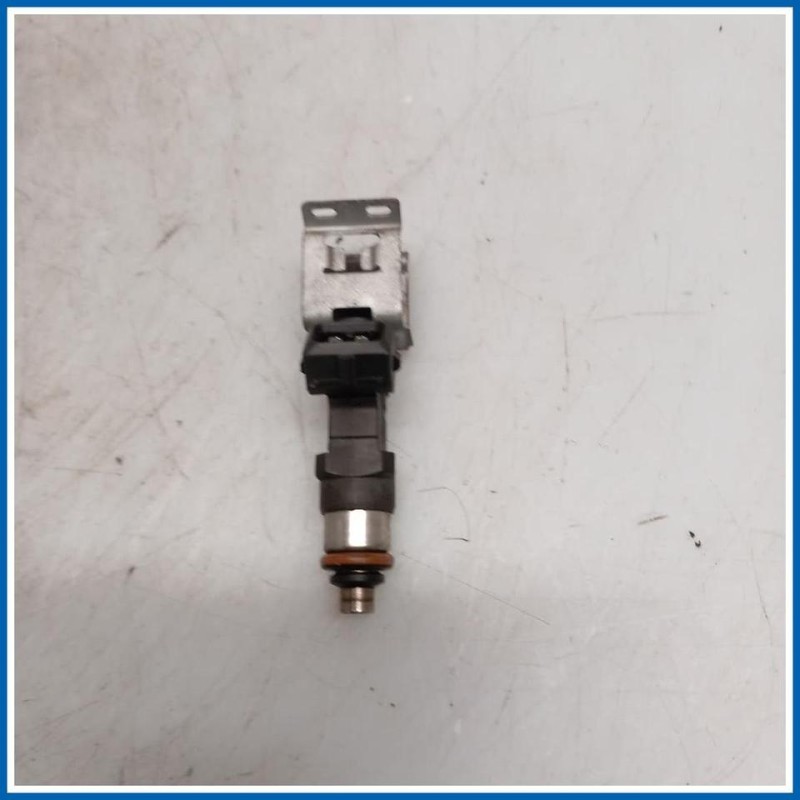 Iniettore INJECTOR ASSY FORD Fiesta VI