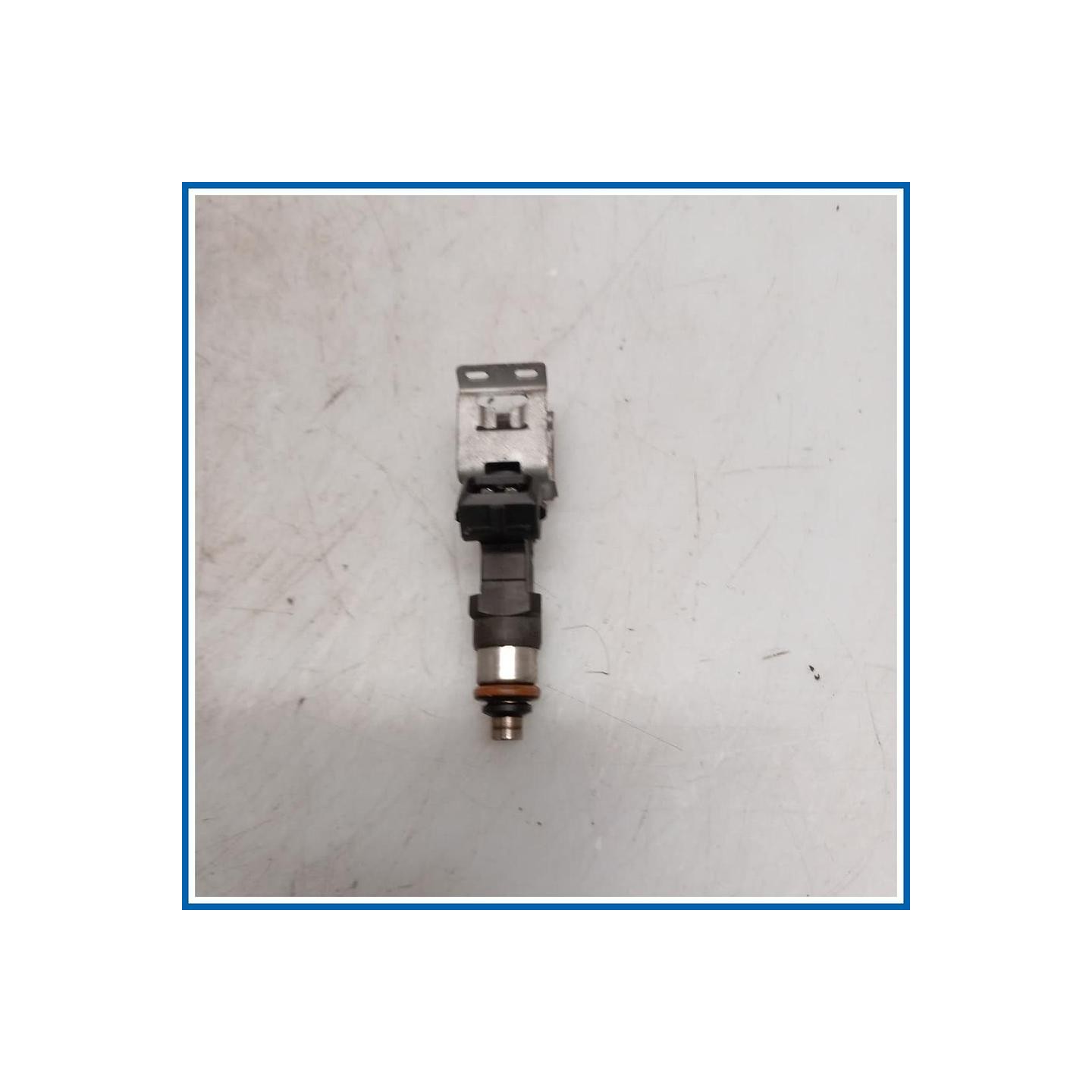 Iniettore INJECTOR ASSY FORD Fiesta VI