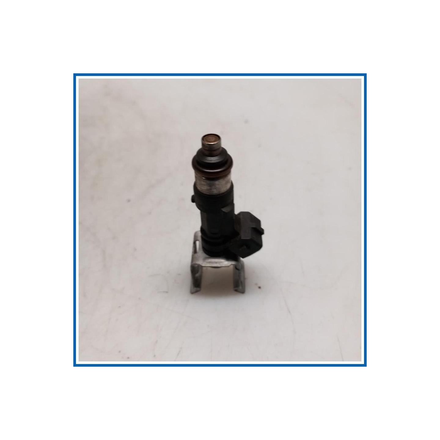 Iniettore INJECTOR ASSY FORD Fiesta VI