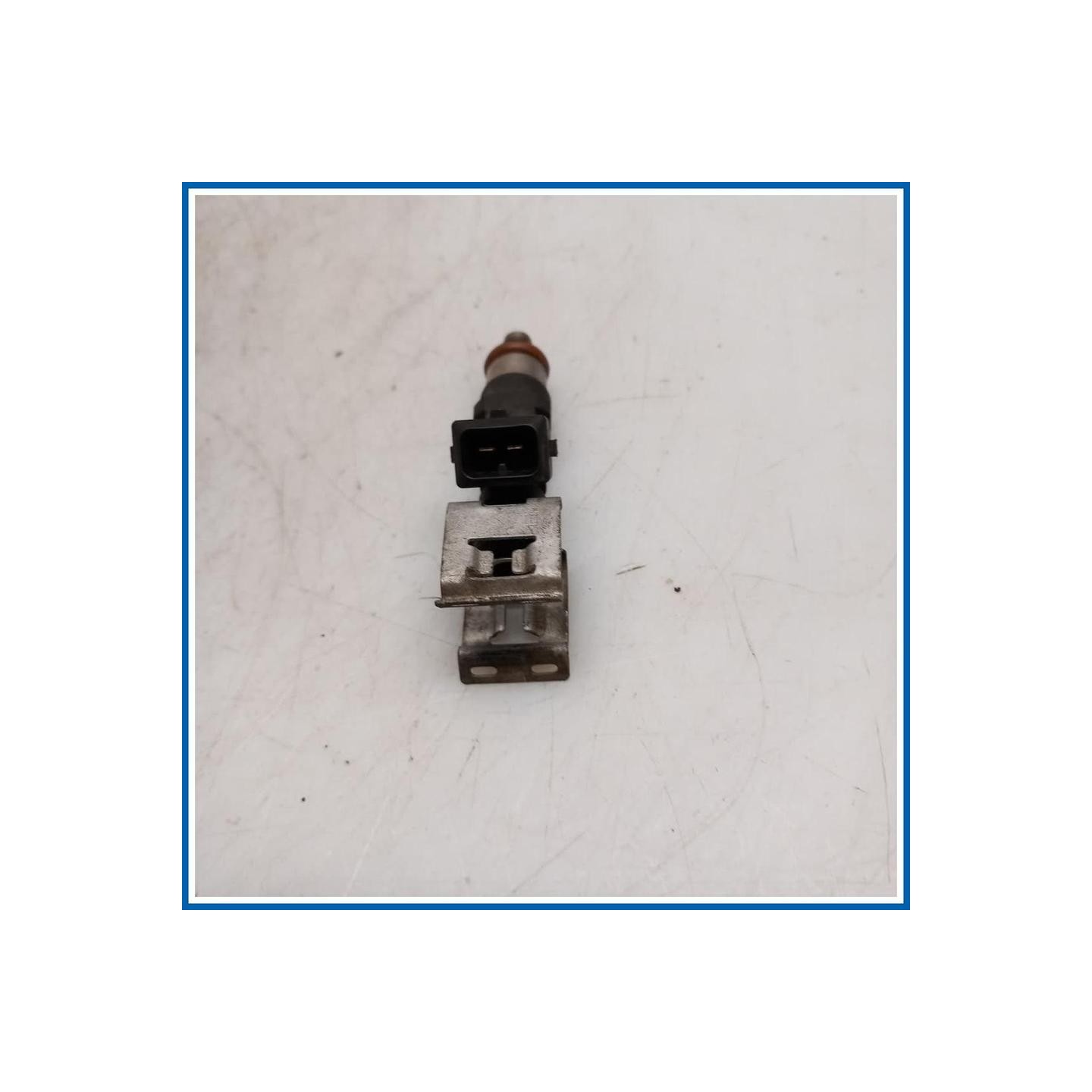 Iniettore INJECTOR ASSY FORD Fiesta VI