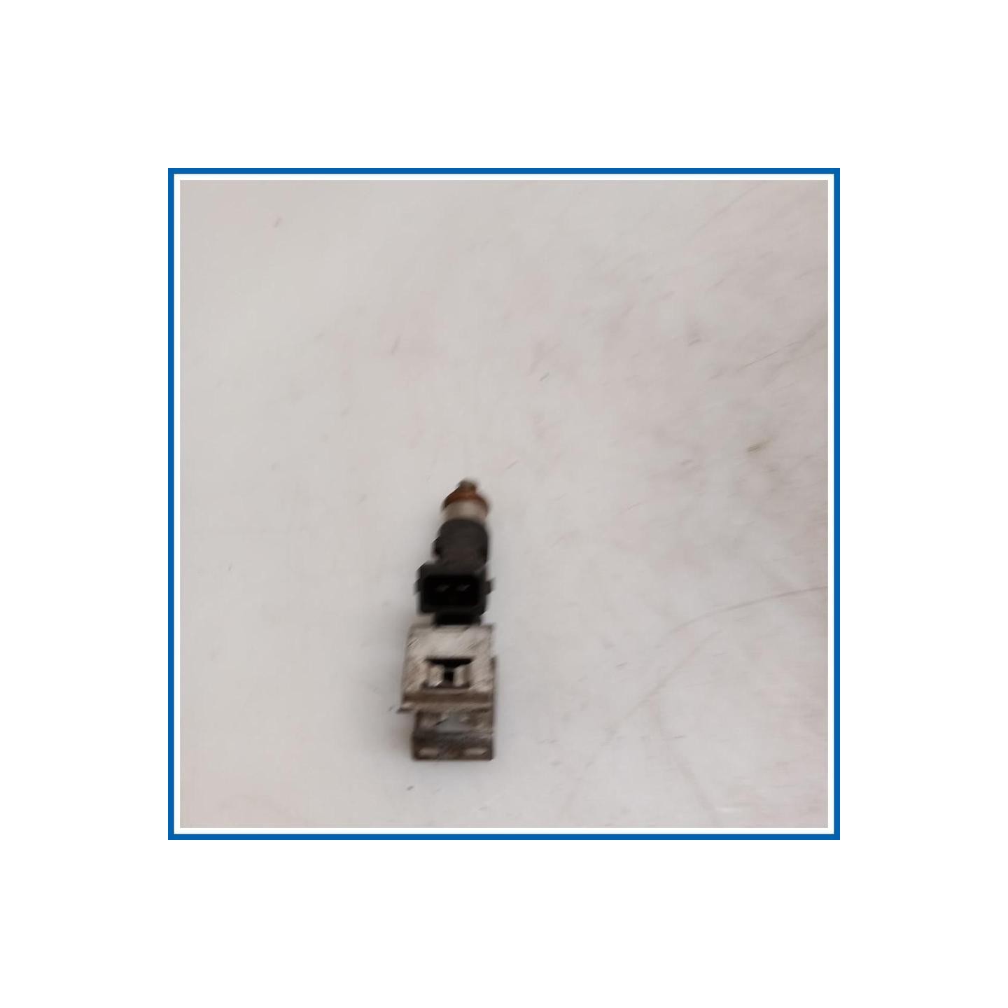 Iniettore INJECTOR ASSY FORD Fiesta VI