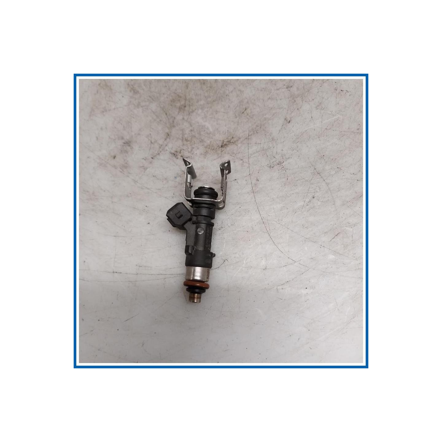 Iniettore INJECTOR ASSY FORD Fiesta VI