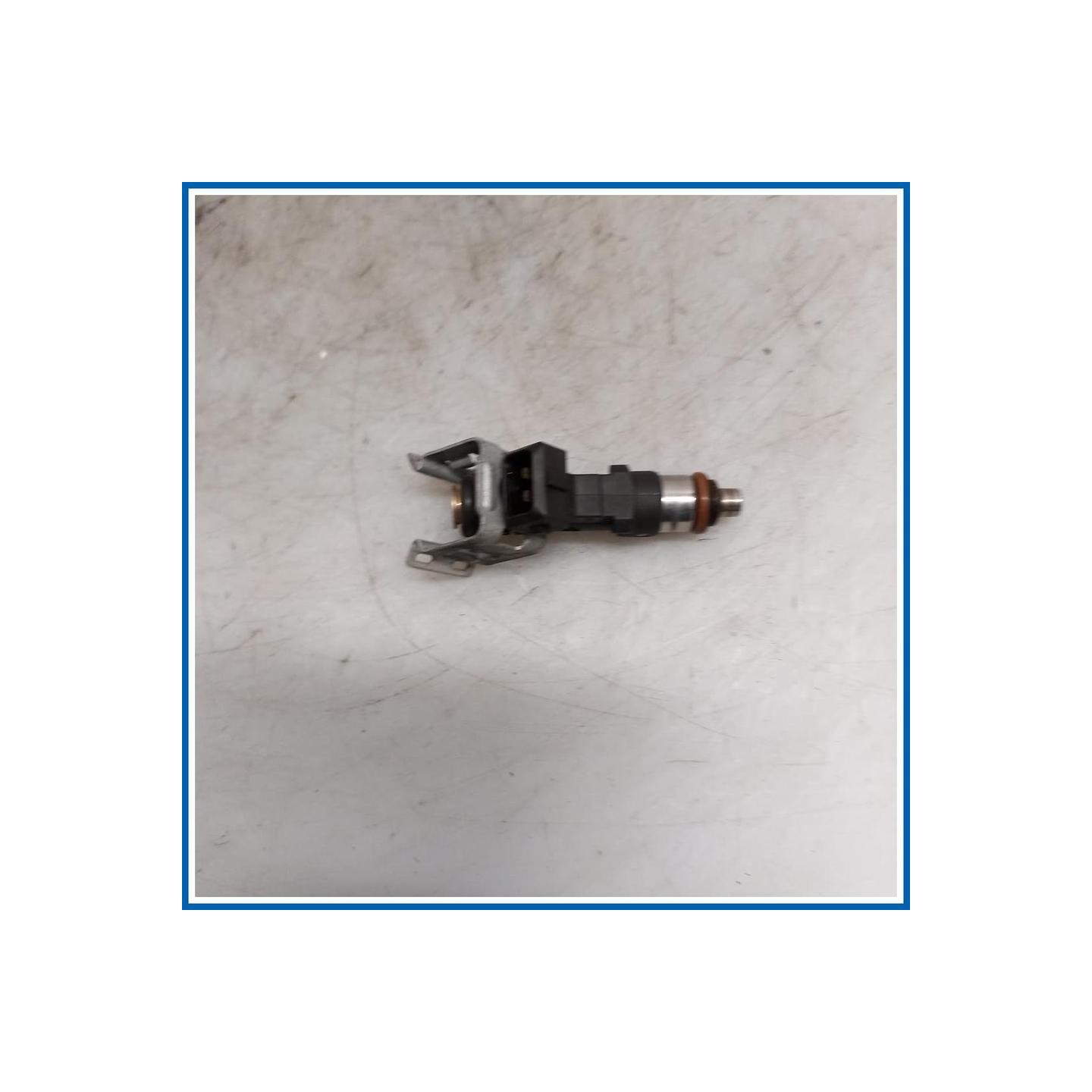 Iniettore INJECTOR ASSY FORD Fiesta VI