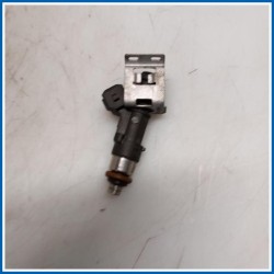Iniettore INJECTOR ASSY FORD Fiesta VI