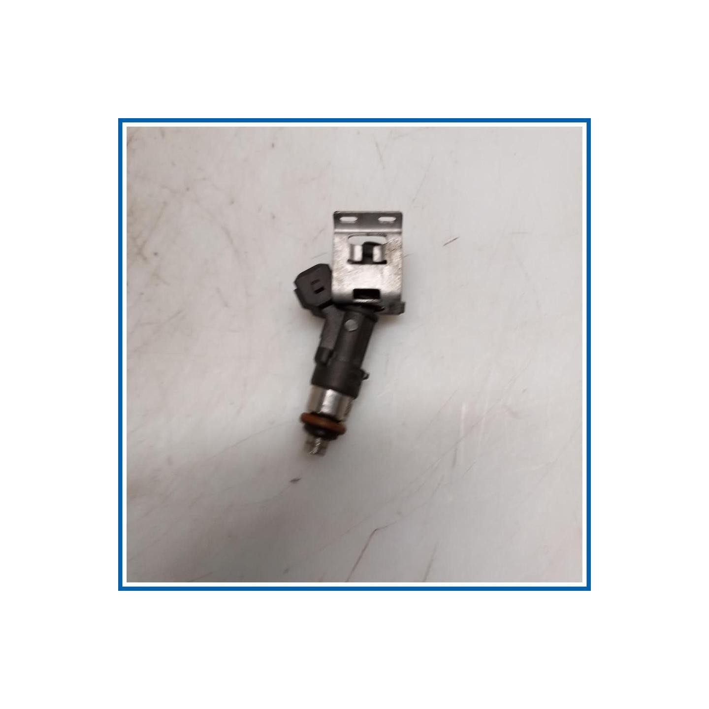 Iniettore INJECTOR ASSY FORD Fiesta VI