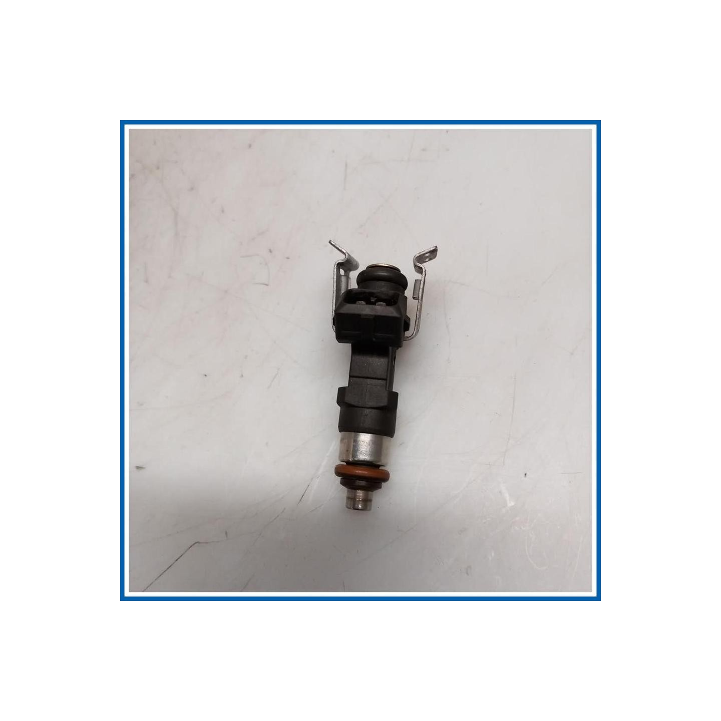 Iniettore INJECTOR ASSY FORD Fiesta VI