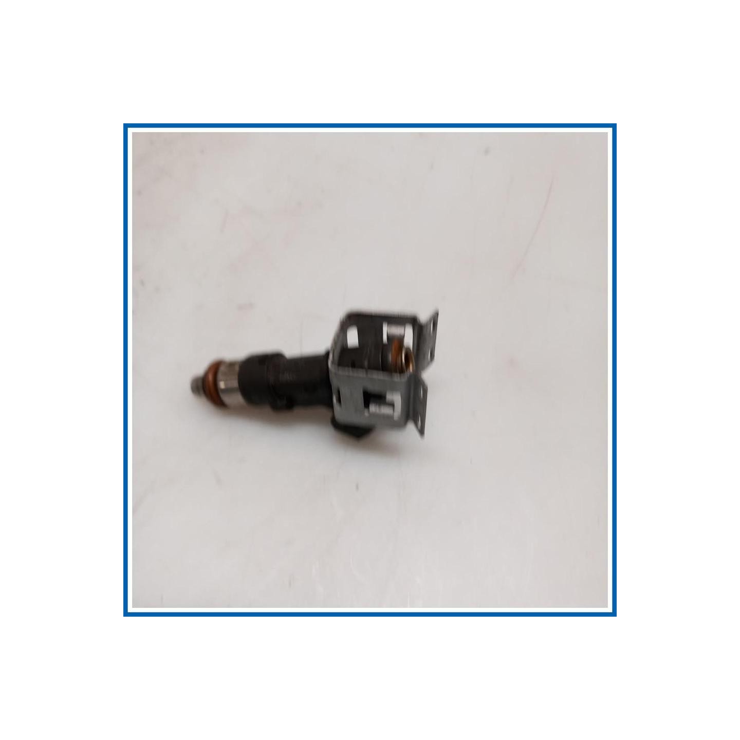 Iniettore INJECTOR ASSY FORD Fiesta VI