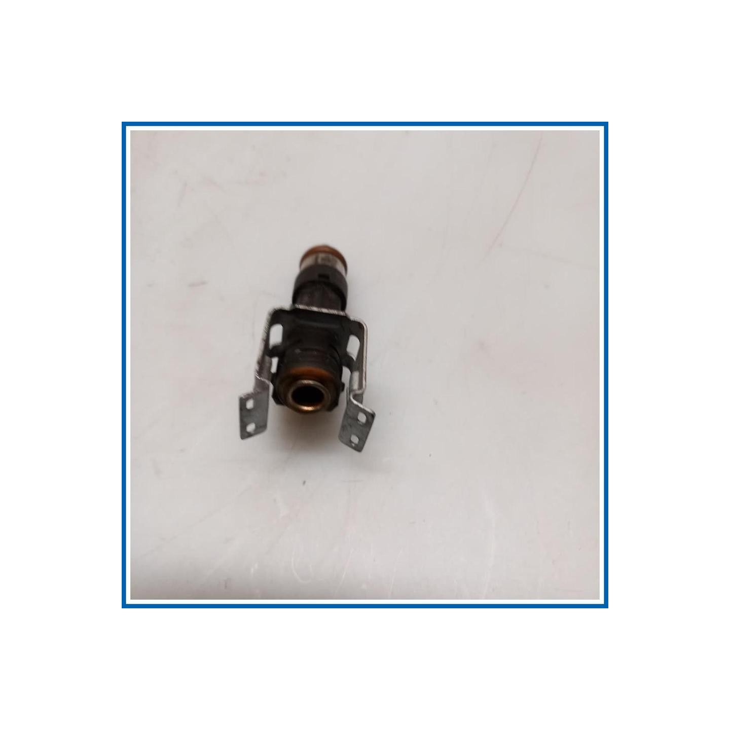 Iniettore INJECTOR ASSY FORD Fiesta VI