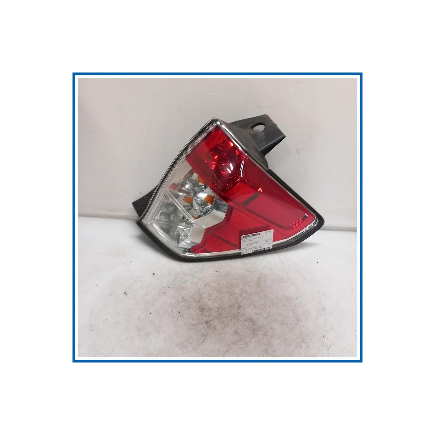Fanale PLAST.FANALE P.DX | dx. | post. SUBARU Forester III