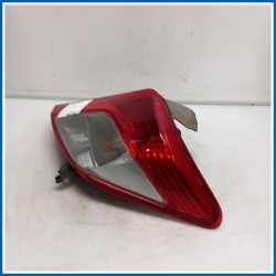 Fanale PLASTICA POST. DX | dx. | post. TOYOTA Yaris IV