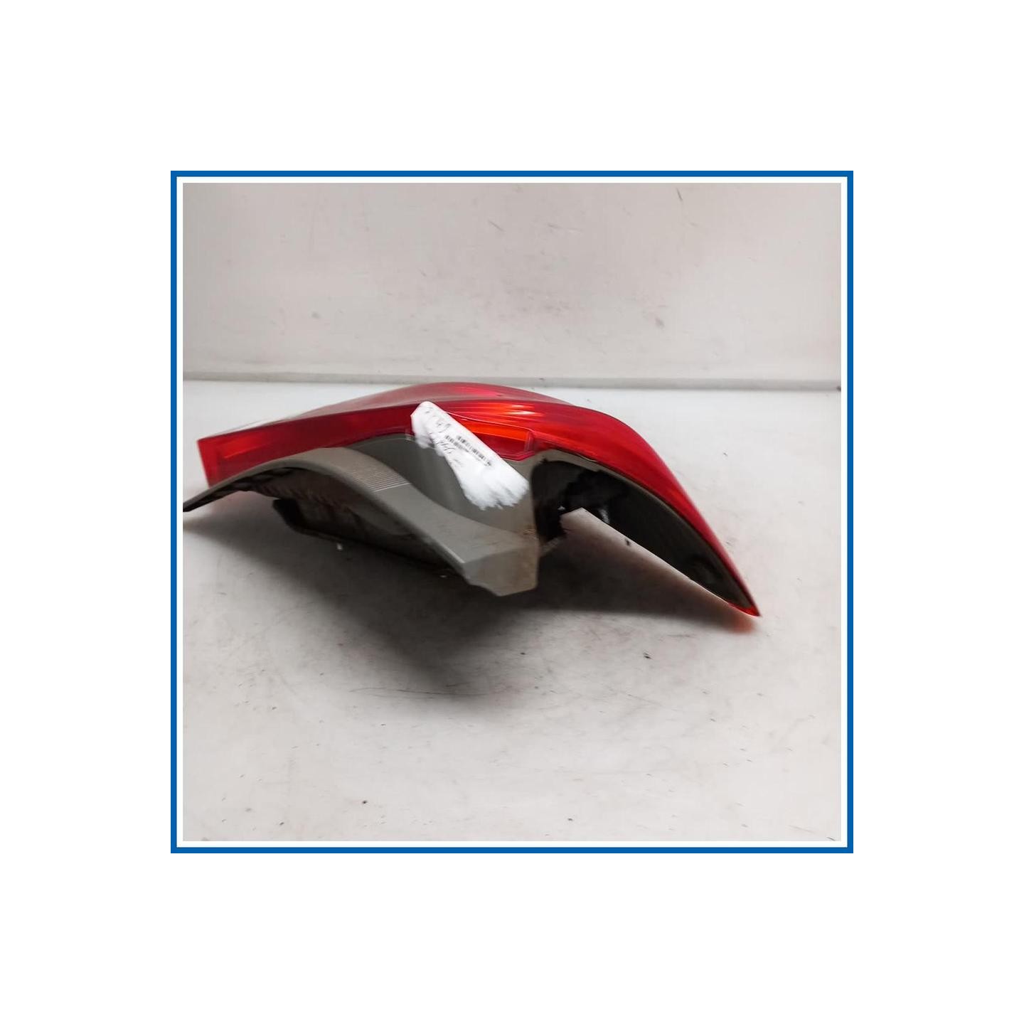 Fanale PLASTICA POST.SX | sx. | post. TOYOTA Yaris IV