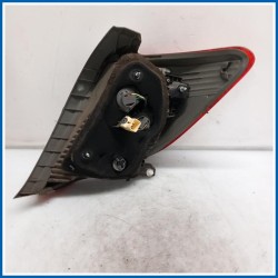 Fanale PLASTICA POST.SX | sx. | post. TOYOTA Yaris IV