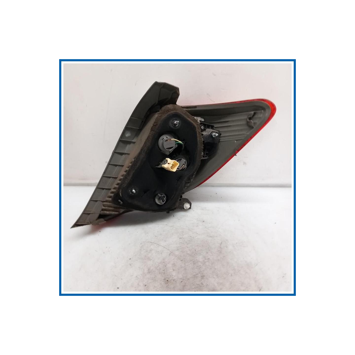 Fanale PLASTICA POST.SX | sx. | post. TOYOTA Yaris IV
