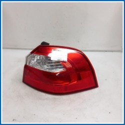 Fanale est. LAMP ASSY-REAR COMB OUTSIDE,RH | dx. | post. KIA Rio III