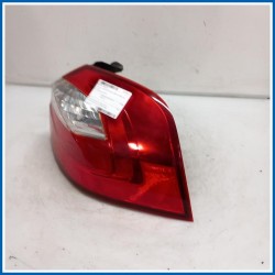 Fanale est. LAMP ASSY-REAR COMB OUTSIDE,RH | dx. | post. KIA Rio III