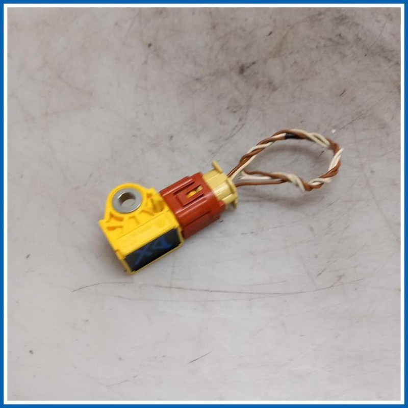 Sensore air-bag (laterale ant.) SENSOR ASSY-SIDE IMPACT | dx. KIA Rio III