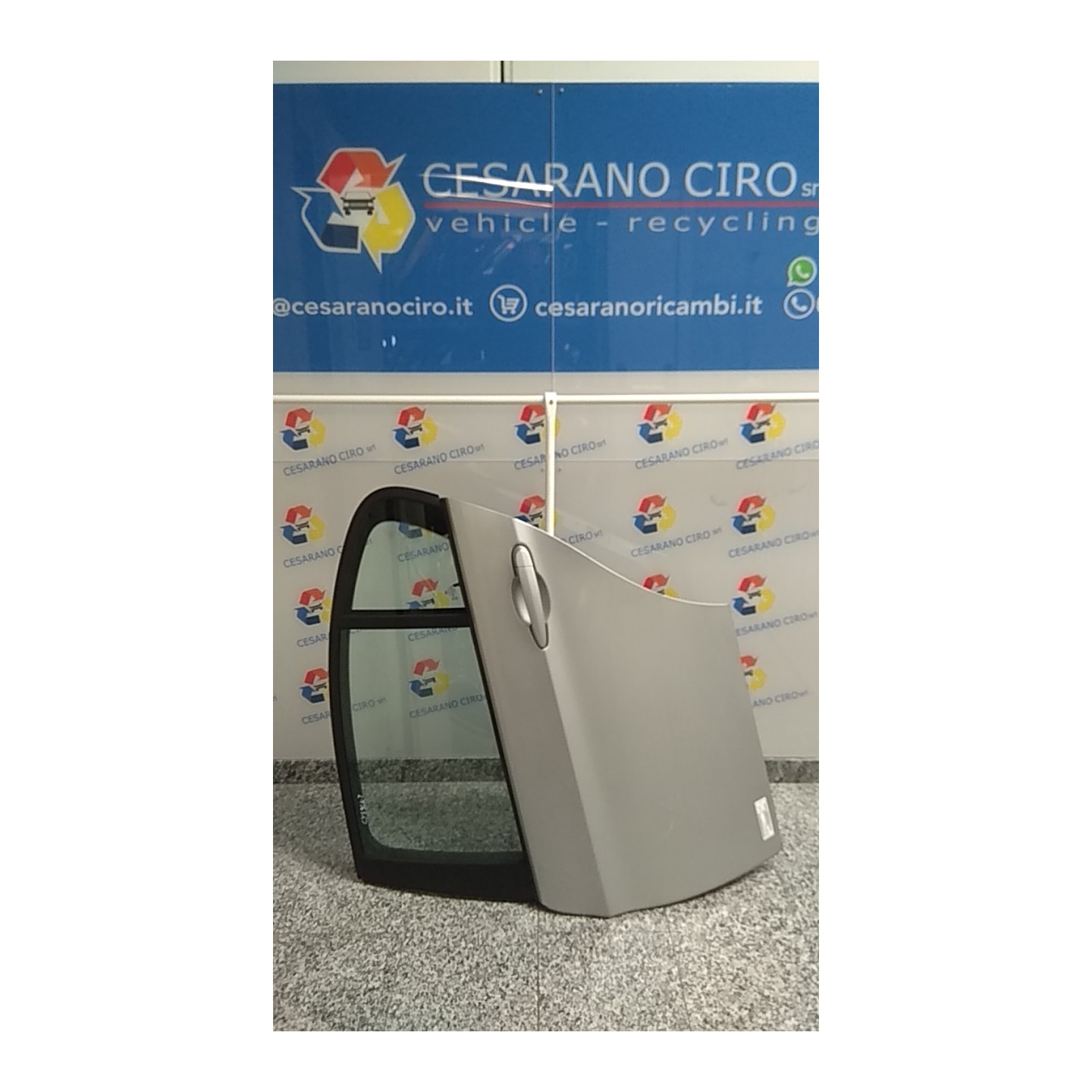 PORTA POST. SX. 010 BMW SERIE 3 (E90/E91) (02/05-12/11 204D4 41007203647