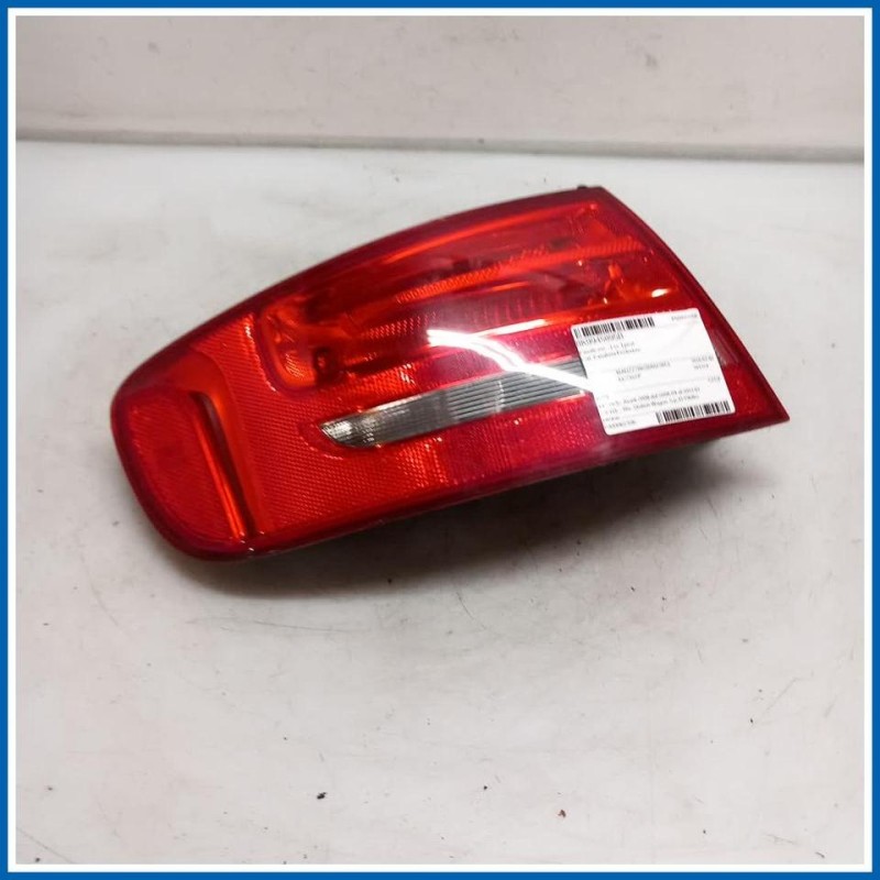 Fanale est. . | sx. | post. AUDI A4 8K5 Avant