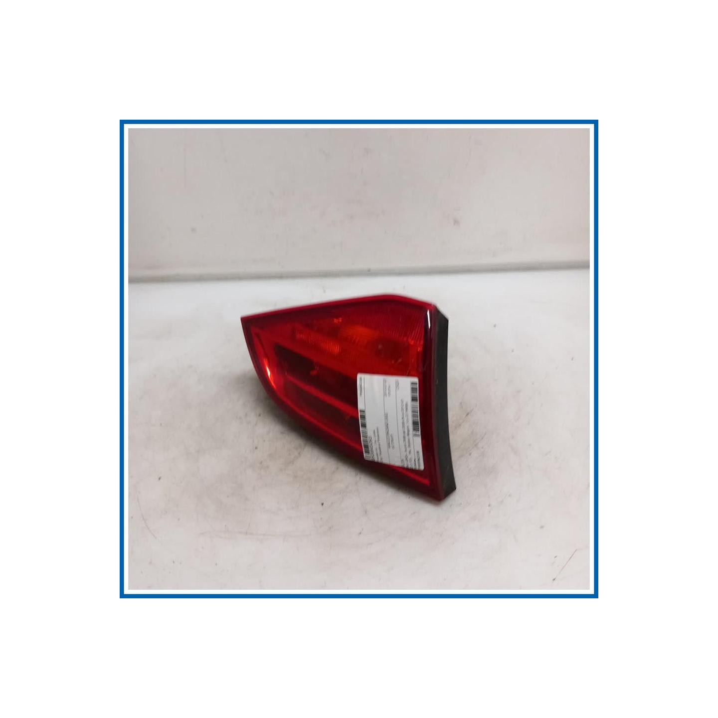 Fanale int. . | sx. | post. AUDI A4 8K5 Avant